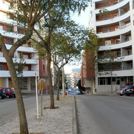 Апартаменты Encosta Da Marina Da Rocha Портиман