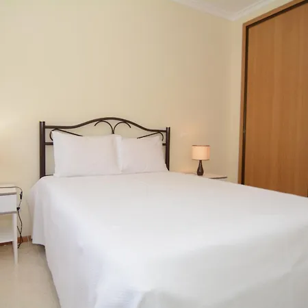 Encosta Da Marina Da Rocha * Портиман