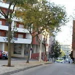 Encosta Da Marina Da Rocha Portimão