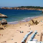 Encosta Da Marina Da Rocha