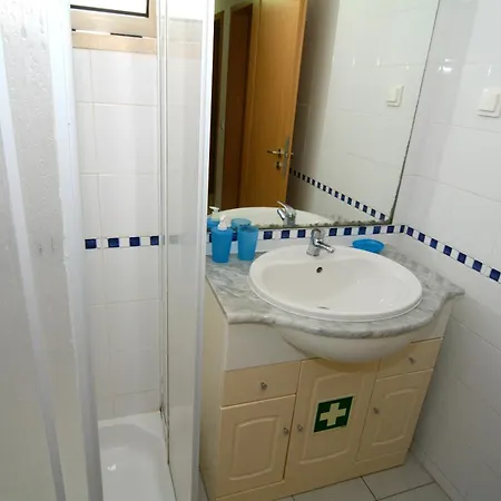 Encosta Da Marina Da Rocha *