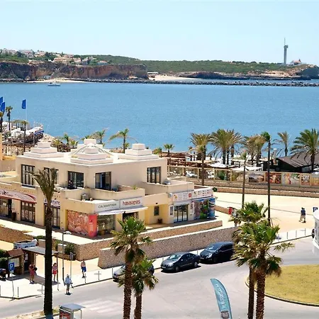 Encosta Da Marina Da Rocha *